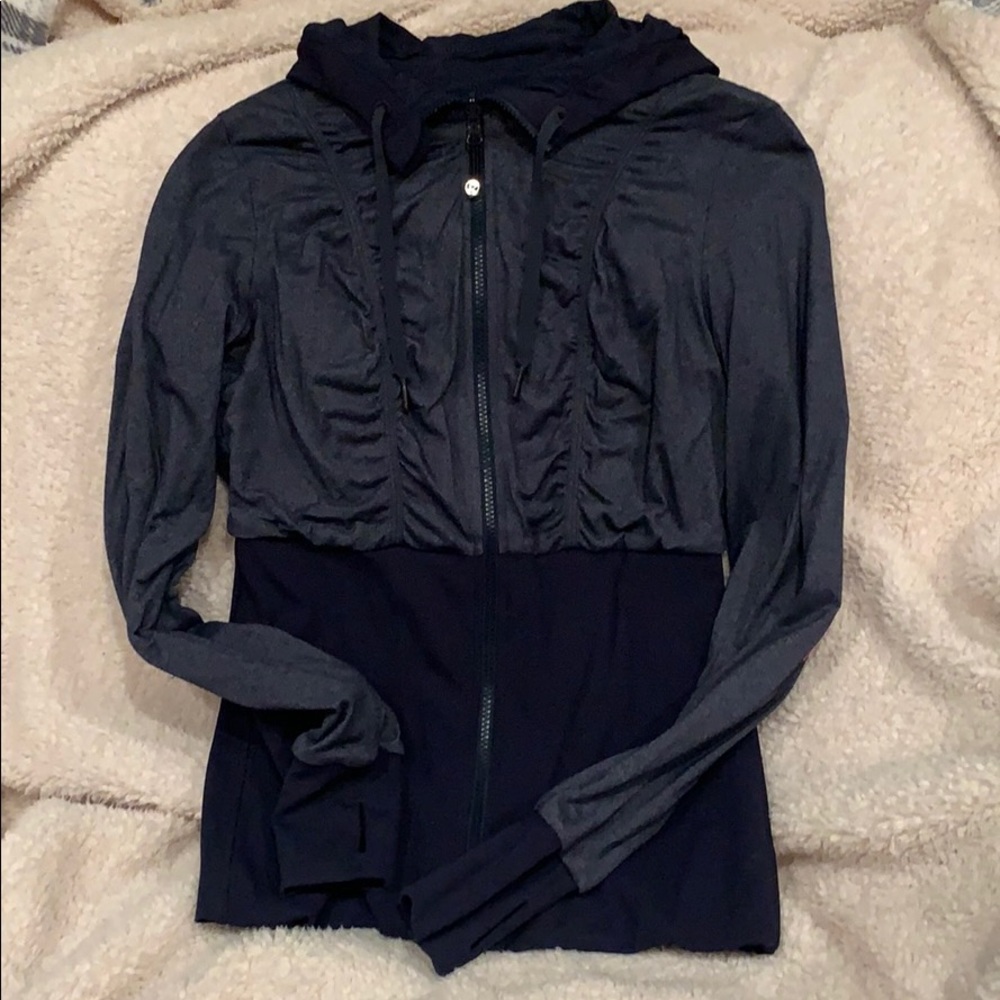 🤍Lululemon reversible hoodie Jacket
